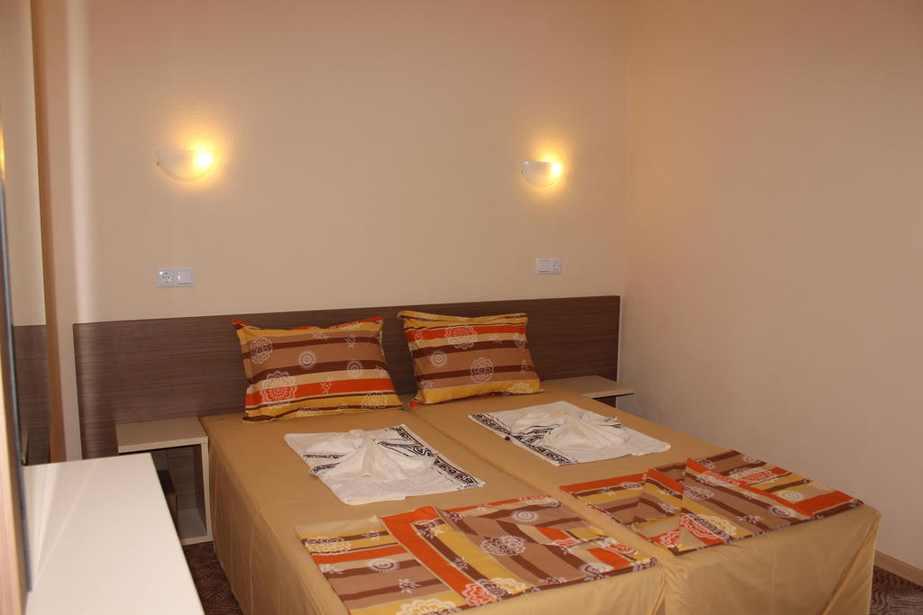 פרימורסקו Fits Guest House חדר תמונה