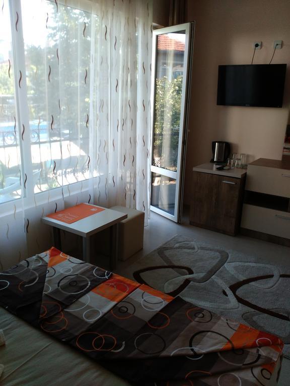 פרימורסקו Fits Guest House מראה חיצוני תמונה